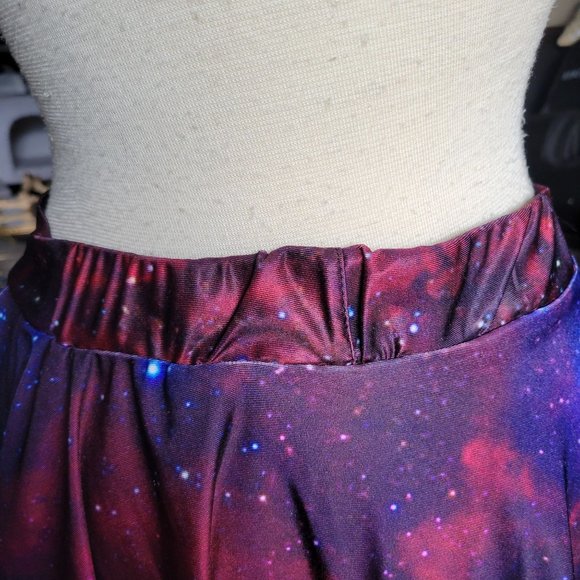Galaxy Skater Womans Medium Skater Flip holographic Skirt Pull Over Star Celesti - Picture 5 of 11